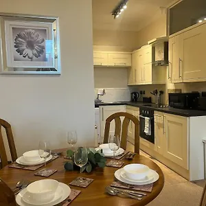 Thurnams House, Ground Floor Apartment